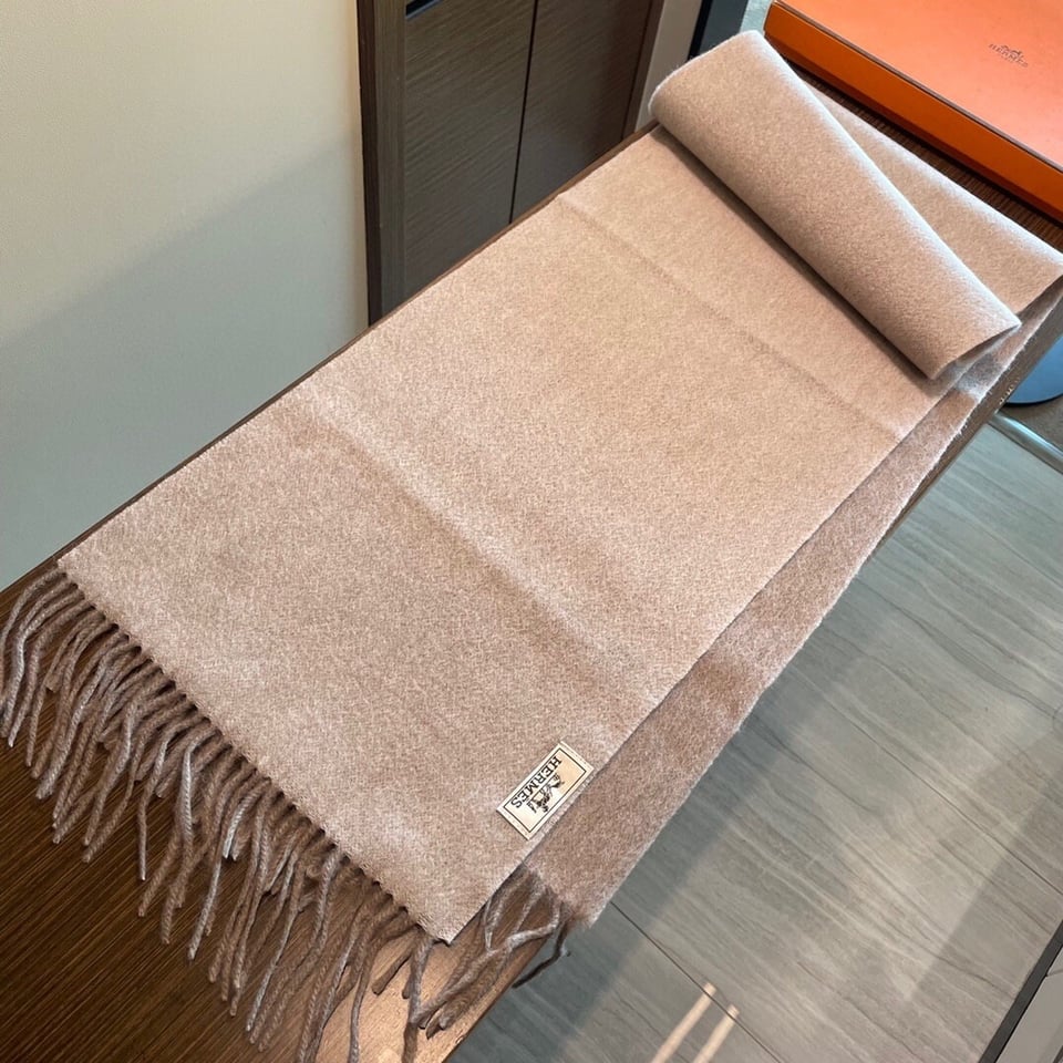Hermes Cashmere Scarf Ombre Beige For Women 180cm view 3