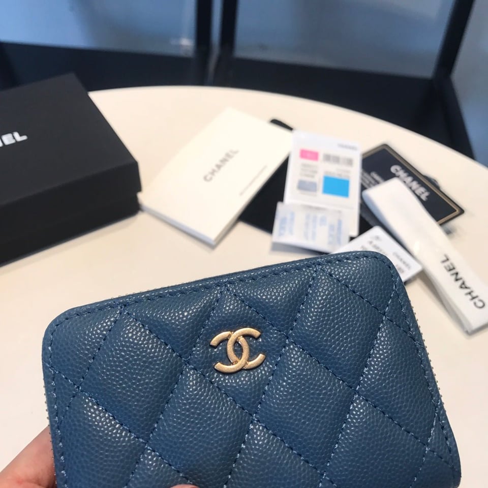 Chanel Zipped Coin Basic Purse 11 Aegean Calfskin Gold Icon view 4
