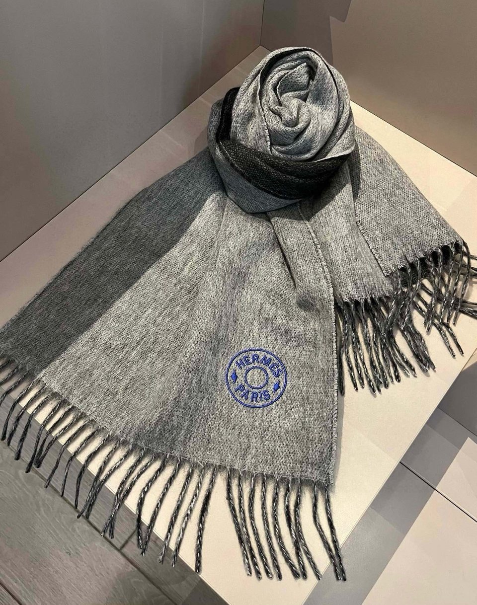 Hermes Cashmere Blanket Scarf Grey For Women 180cm view 2