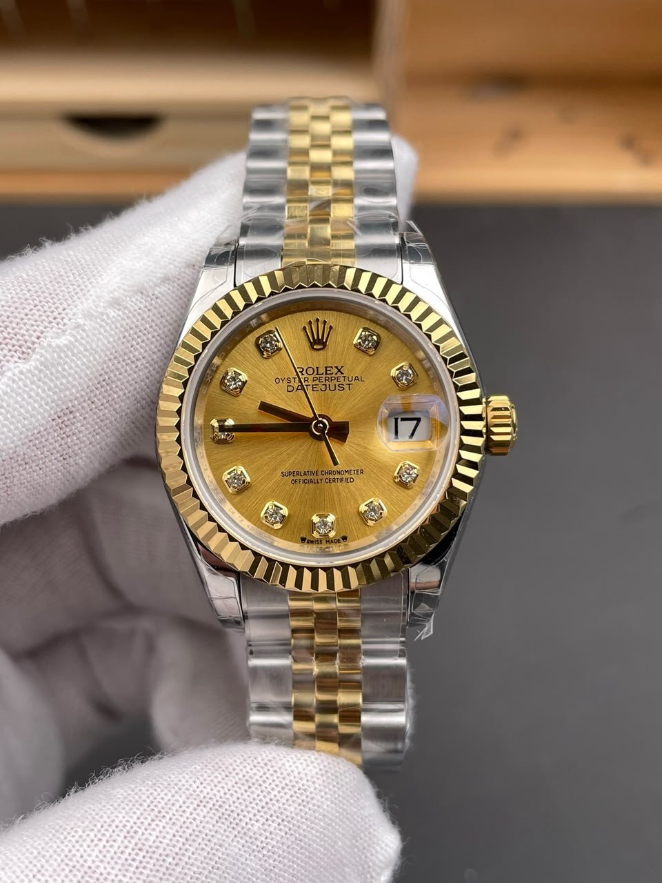 [SUPER CLONE] Rolex Datejust 28mm Champagne Dial Jubilee 279173 view 7