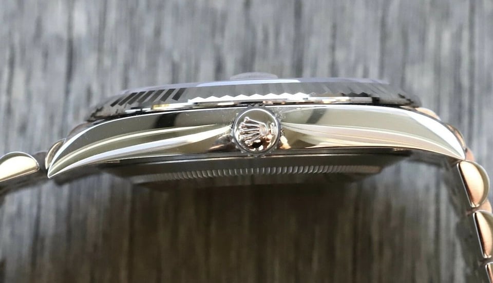 Rolex Datejust 41mm Rhodium Dial 126334 “Wimbledon” Flutted / Jubilee view 7
