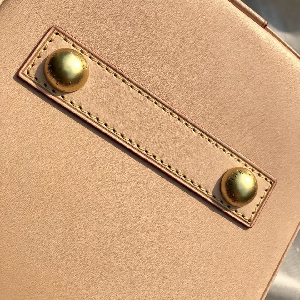 Louis Vuitton Alma Pm 32Cm view 6