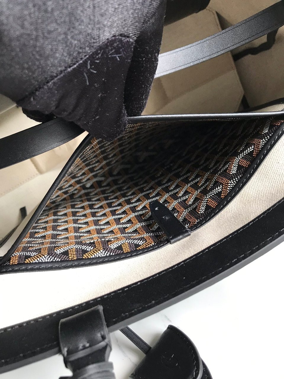 Goyard Bellechasse Biaude Pm Bag 36 Cm Black Goyardine Canvas And Calfskin Trim view 7