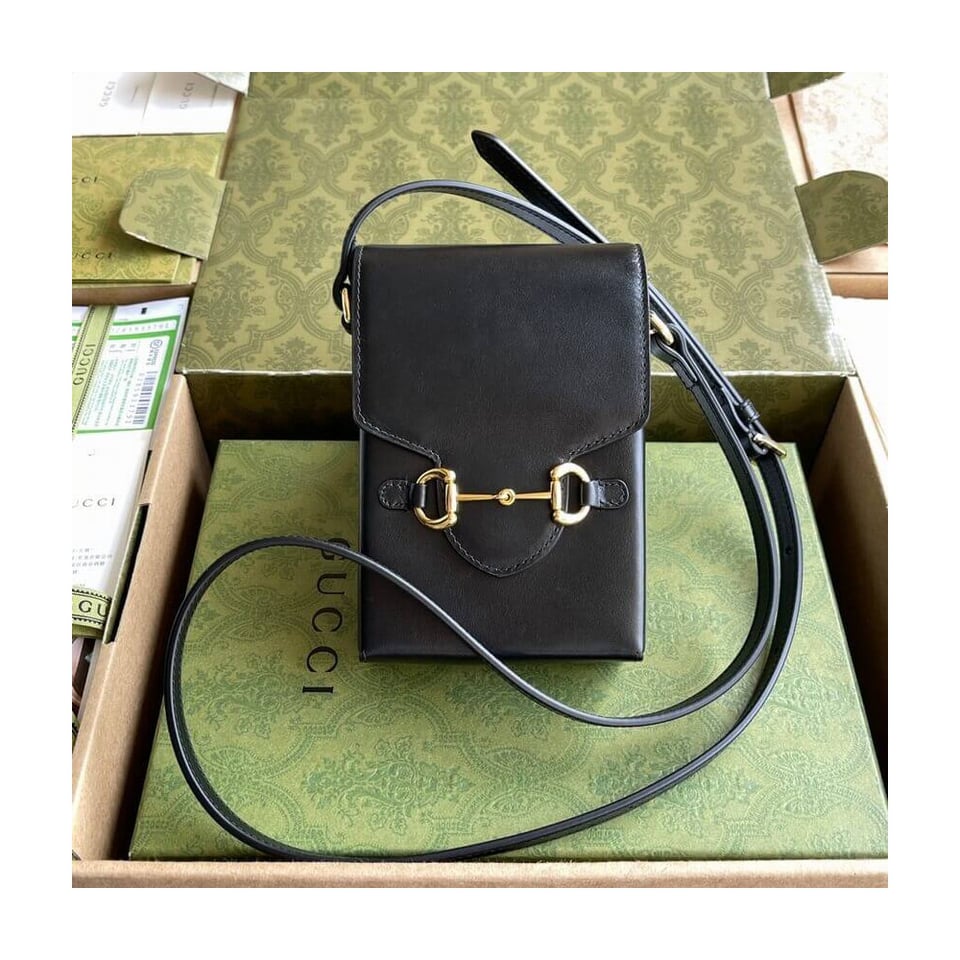 Gucci Horsebit 1955 Mini Bag in Black Leather view 4