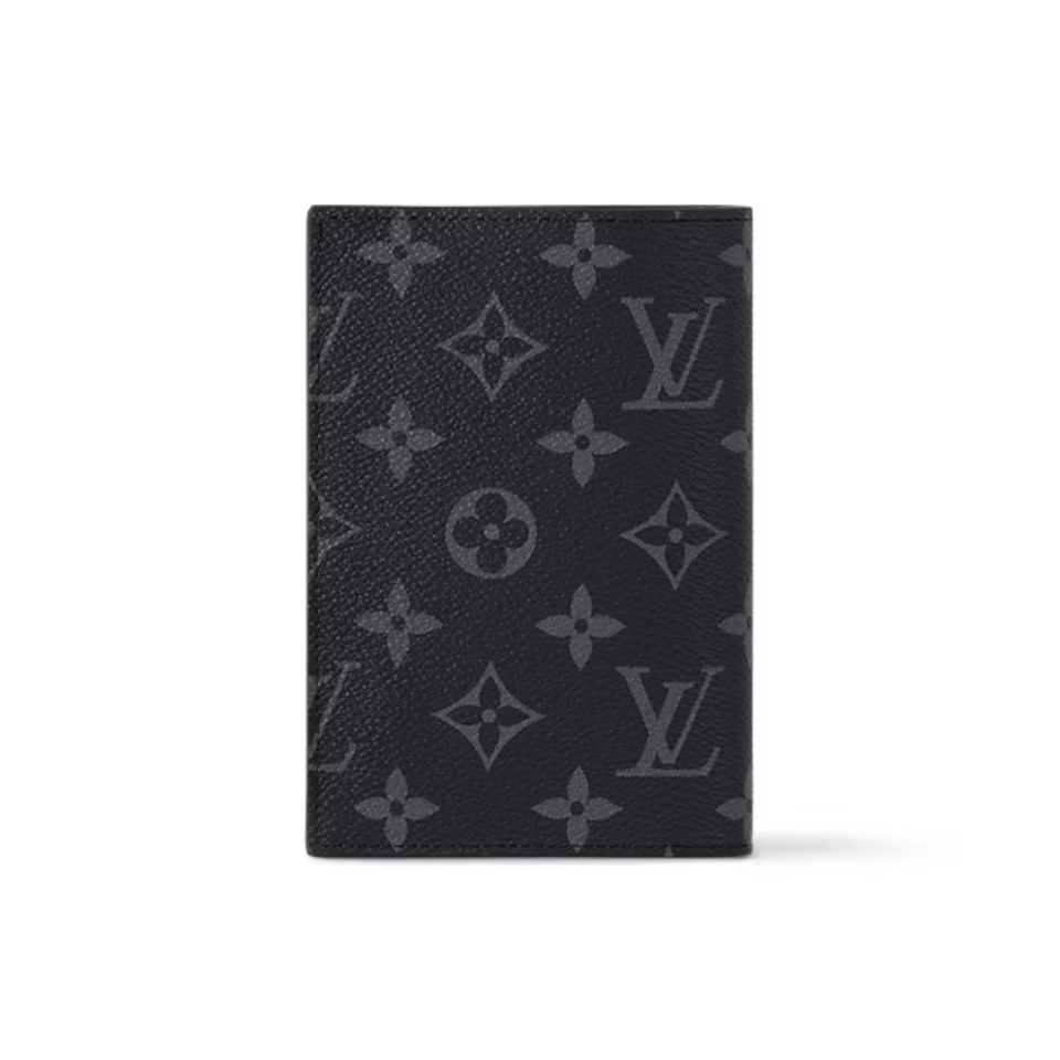 Louis Vuitton Passport Cover For Men 10cm M64501 view 5