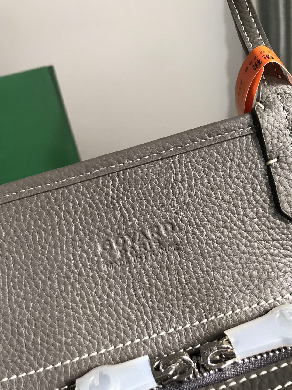 Goyard Hardy Pm Bag 40 Cm Gray Goyardine Canvas And Taurillon Leather Trim view 4