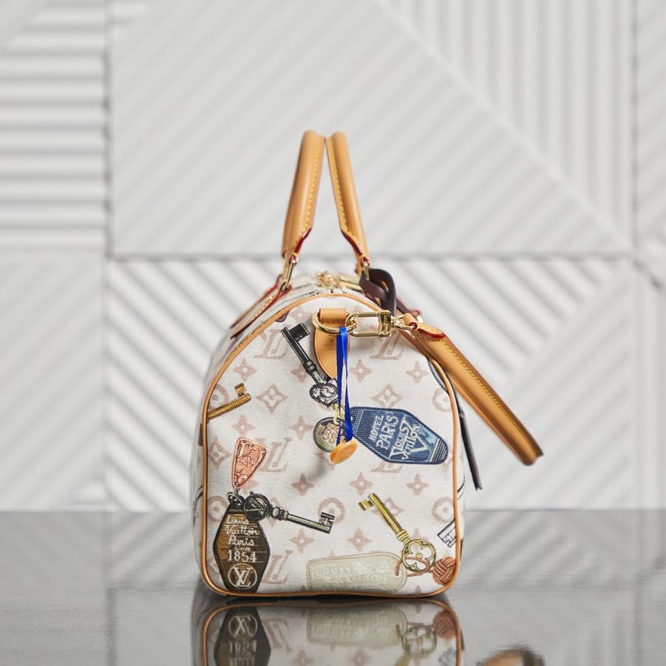 Louis Vuitton Speedy 30 Soft M29377 view 4