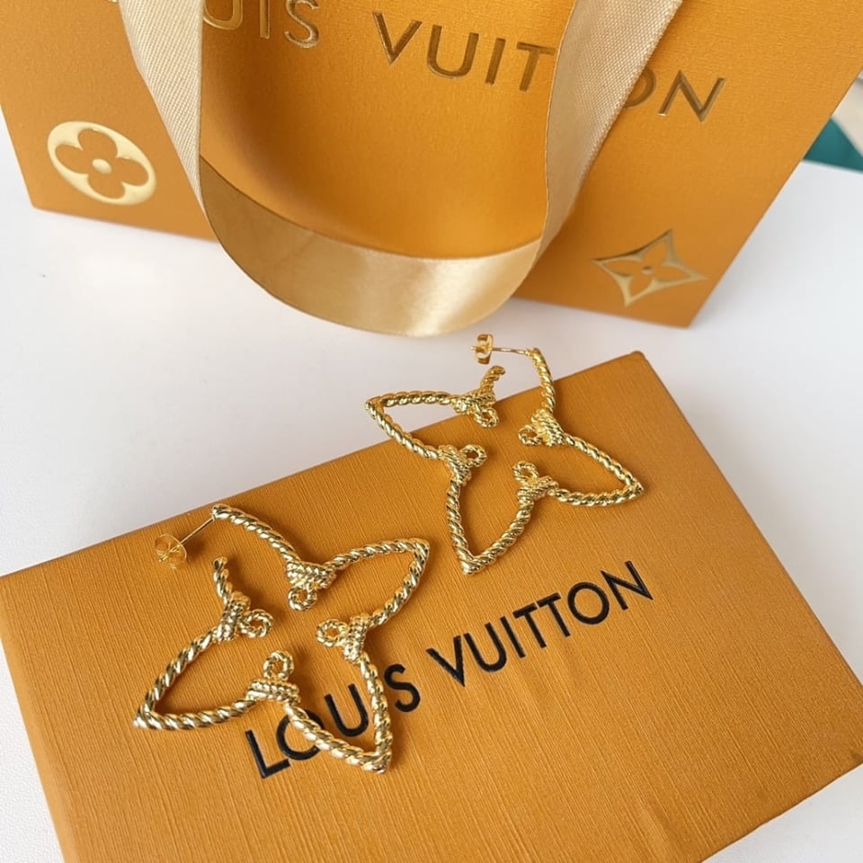 Louis Vuitton Nautical Earrings M01848 view 7