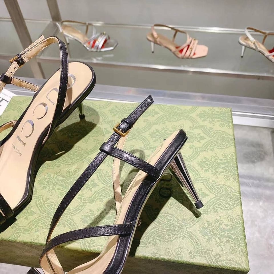 Gucci Black Mid Heel view 3