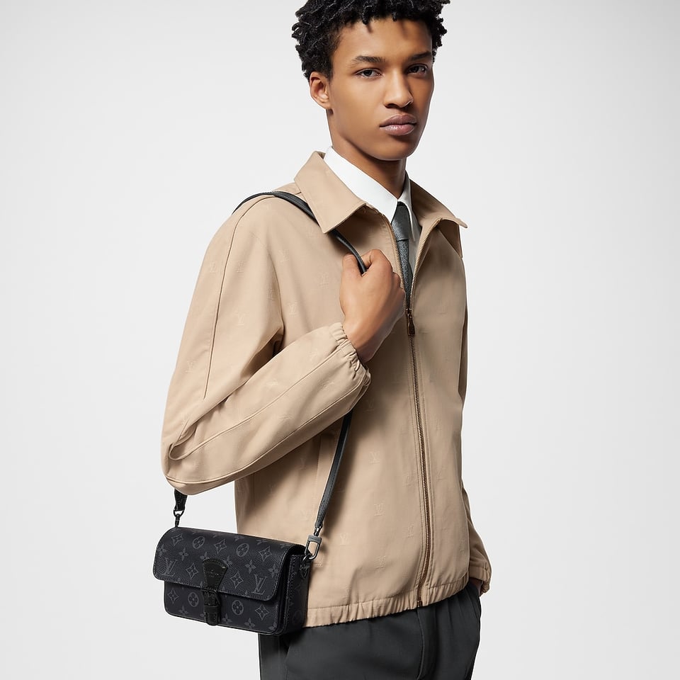 Louis Vuitton Montsouris Wearable Wallet M83567 view 4