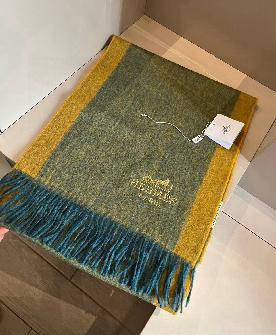 Hermes Cashmere Scarf Colorblock Yellow Green For Women 180cm view 5