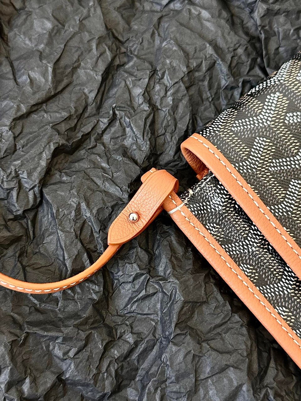 Goyard Plumet Pocket Wallet 20 Cm Black Goyardine Canvas And Tan Lambskin Trim view 5