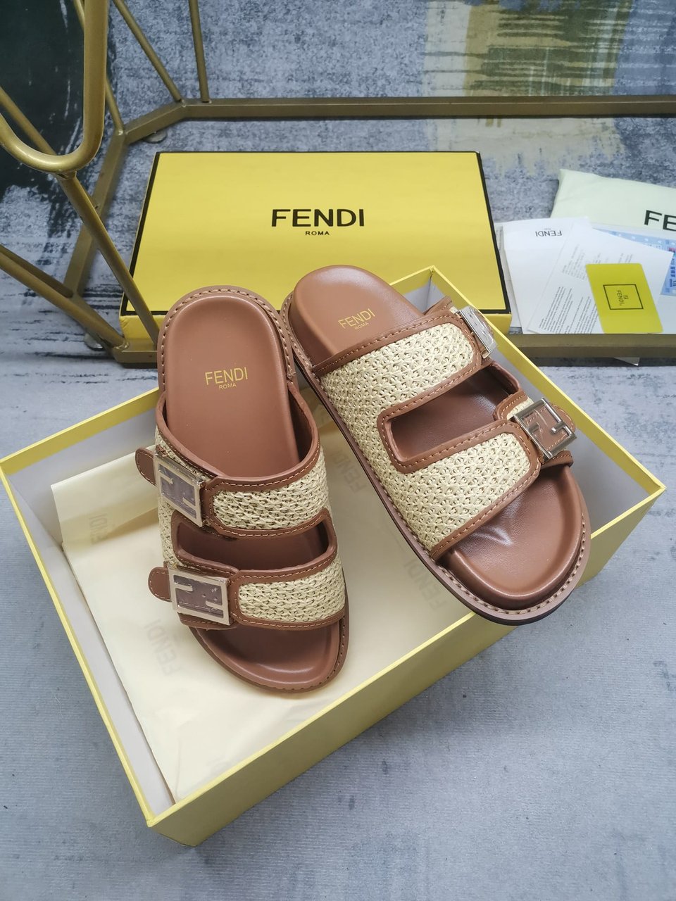 Fendi Feel Leather Sandals Brown 8X8326Ao0Df1Lr0 view 8