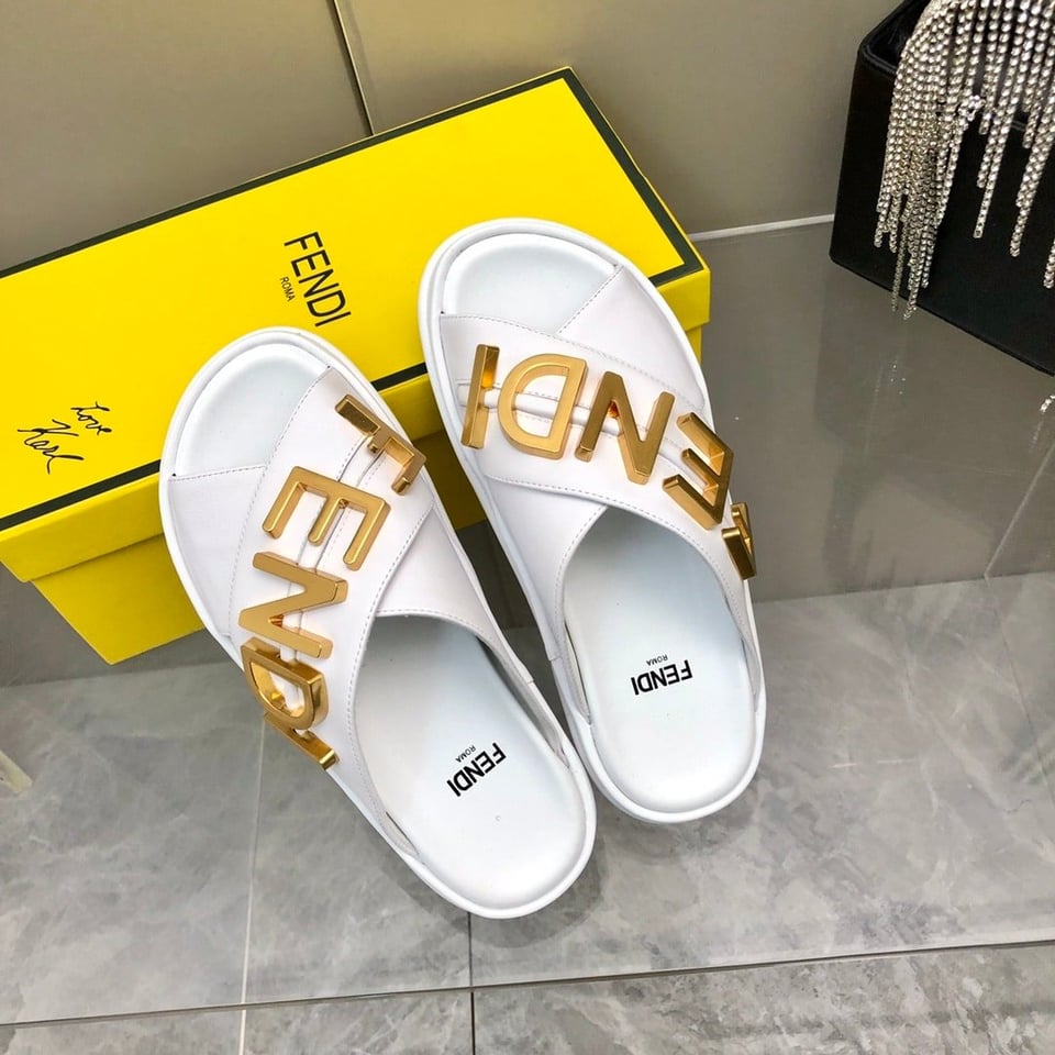 Fendi Fendigraphy Leather Slides White view 3