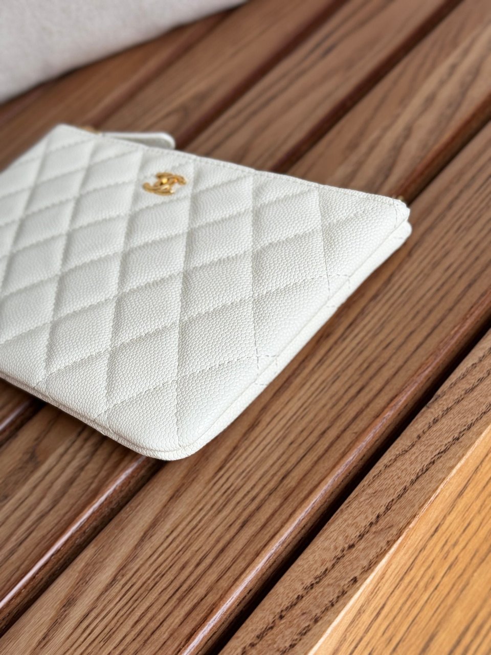 Chanel Zipped Wallet 20Cm White Quilted Caviar Gold Hardware view 5