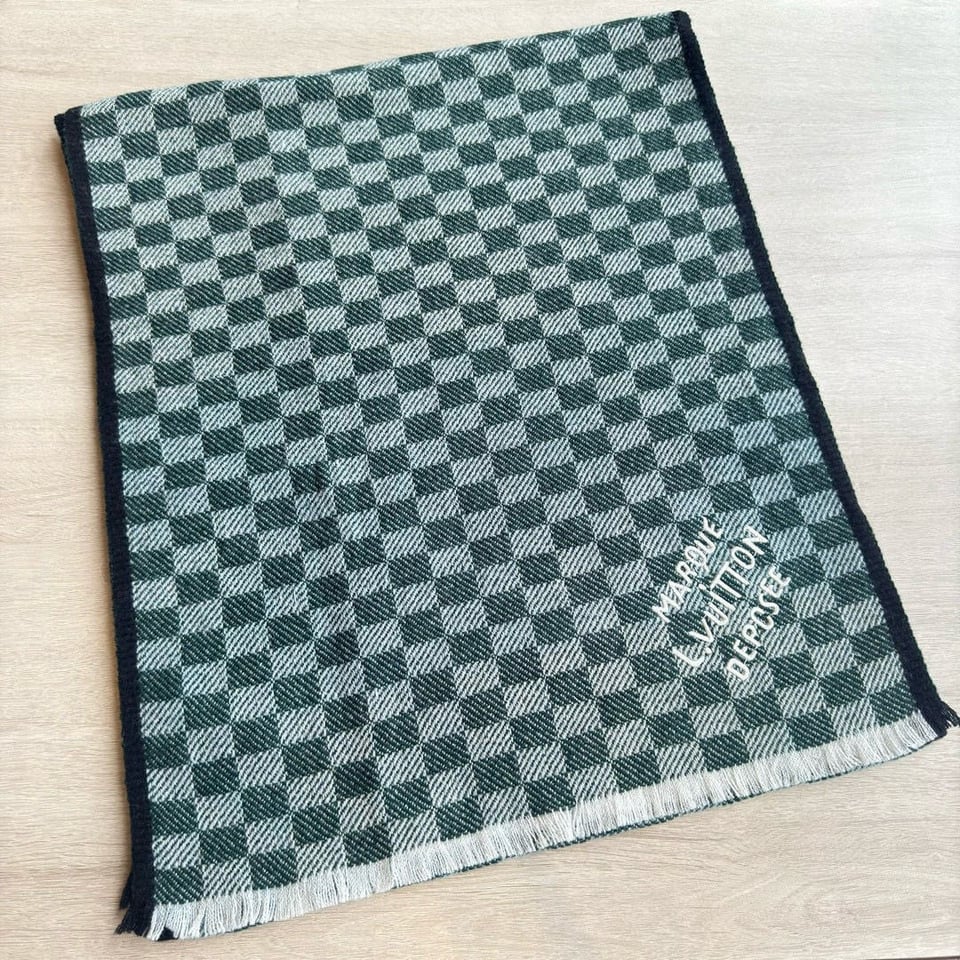 Louis Vuitton Damier Checkered Scarf Green For Women 190cm view 8