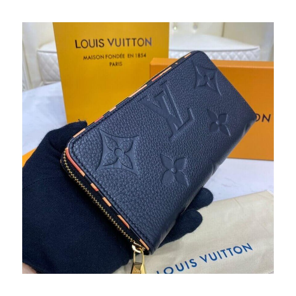 Louis Vuitton Monogram Empreinte Leather with Animal-Print Zippy Wallet Black view 4