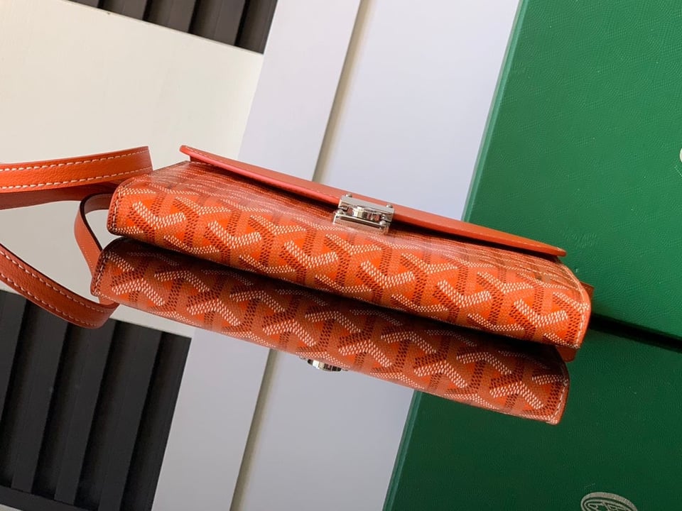 Goyard Chypre Wallet-Pouch 21 Cm Orange Goyardine Canvas And Calfskin view 6