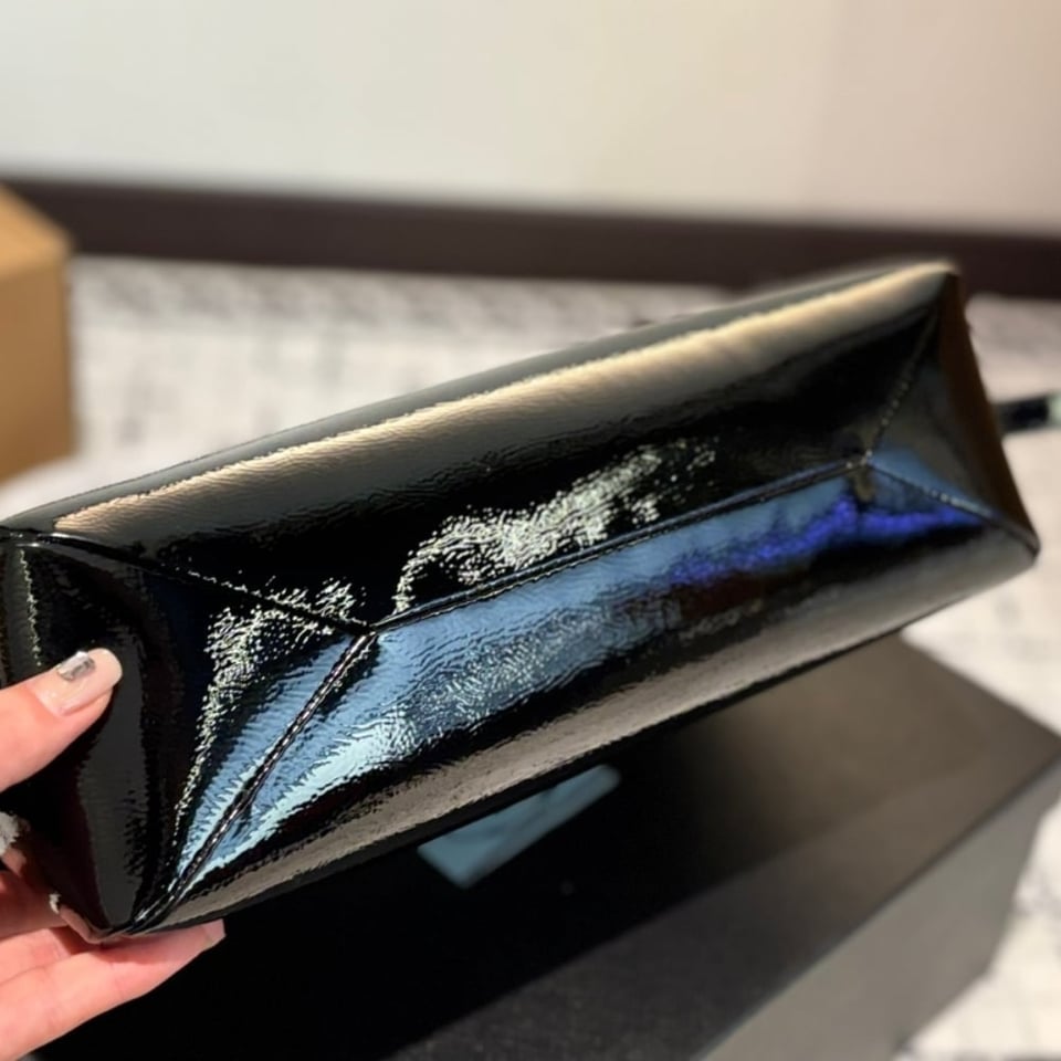 Prada Medium Aimée Shoulder Bag Black 30Cm view 6