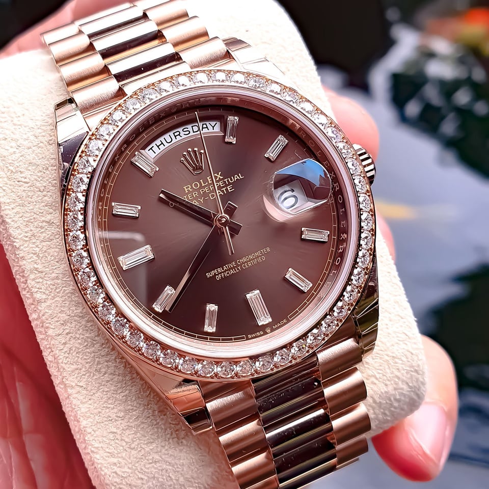 Rolex Day-Date 40 mm Chocolate Dial 228345RBR view 4