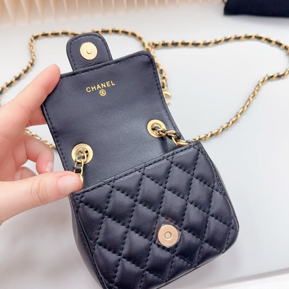 Chanel Chain Belt Black Quilted Lambskin Bag view 6
