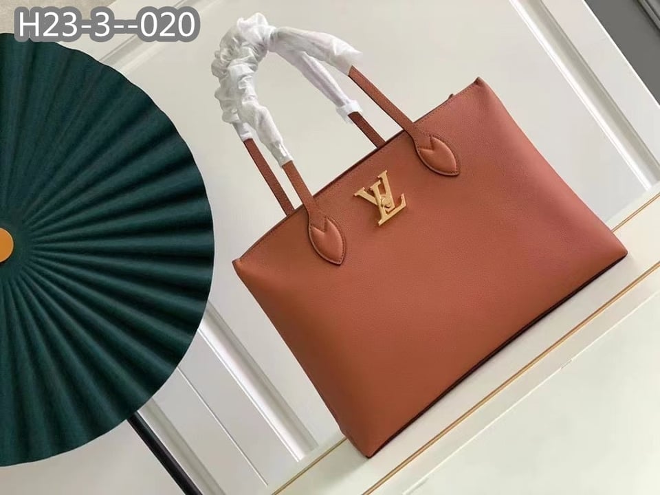 Louis Vuitton Lockme Shopper Brown 42Cm M58927 view 3