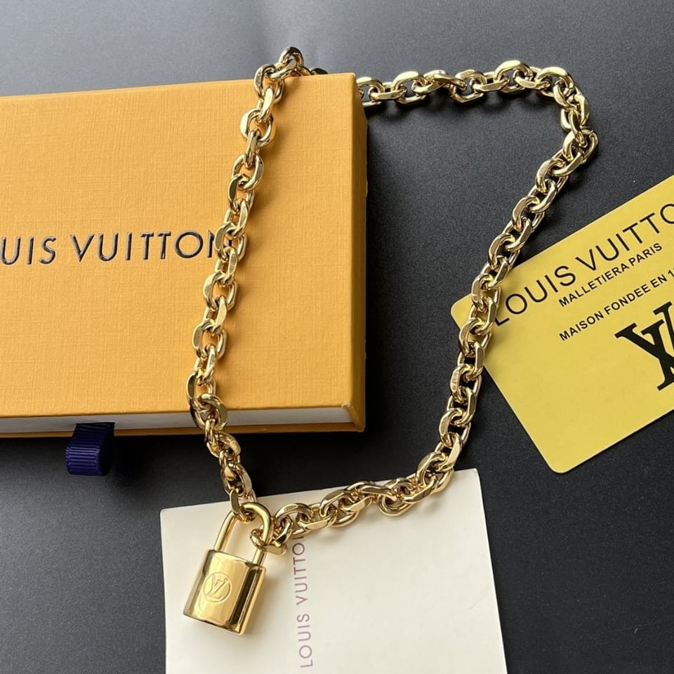 Louis Vuitton Lv Edge Necklace Cadenas Mp2993 view 2