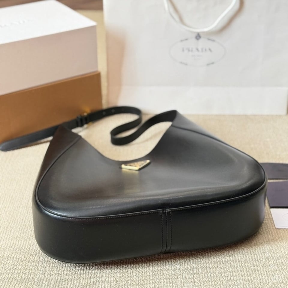 Prada Large Shoulder Bag With Topstitching Black 40Cm view 5