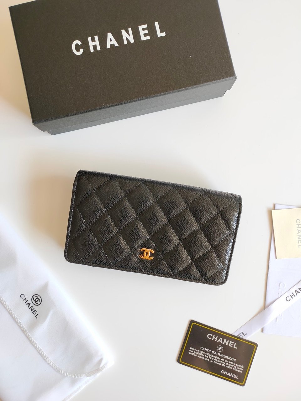Chanel Zipped Long Purse 19 Black Grained Calfskin Gold Icon view 3