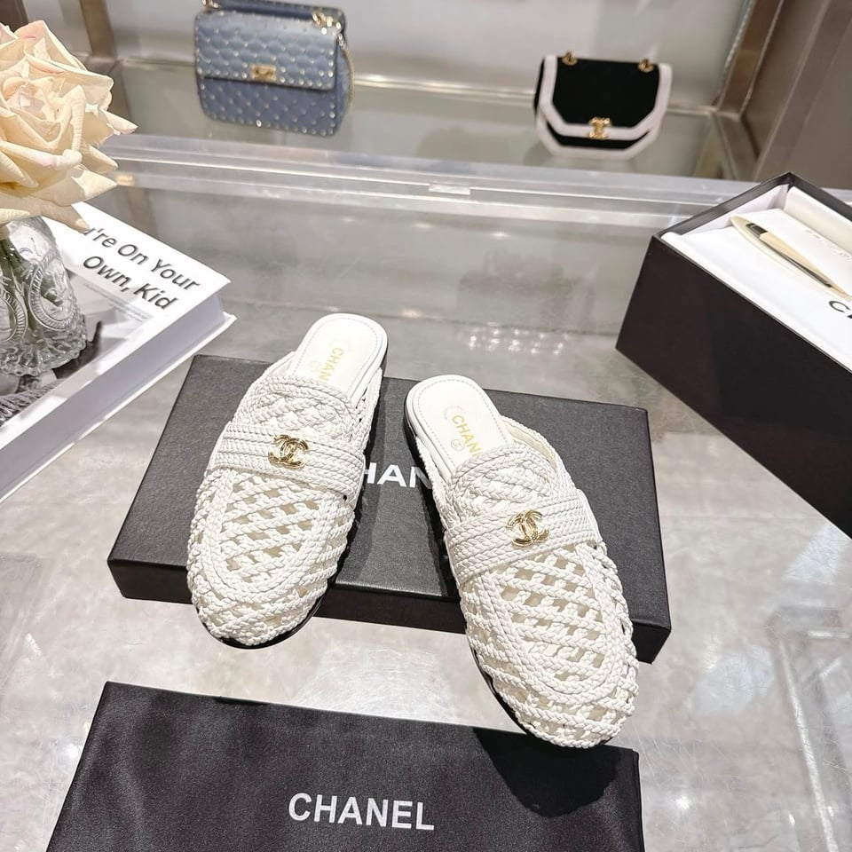 Chanel Braided Woven Raffia Mules with CC Logo White Raffia G39850 view 5