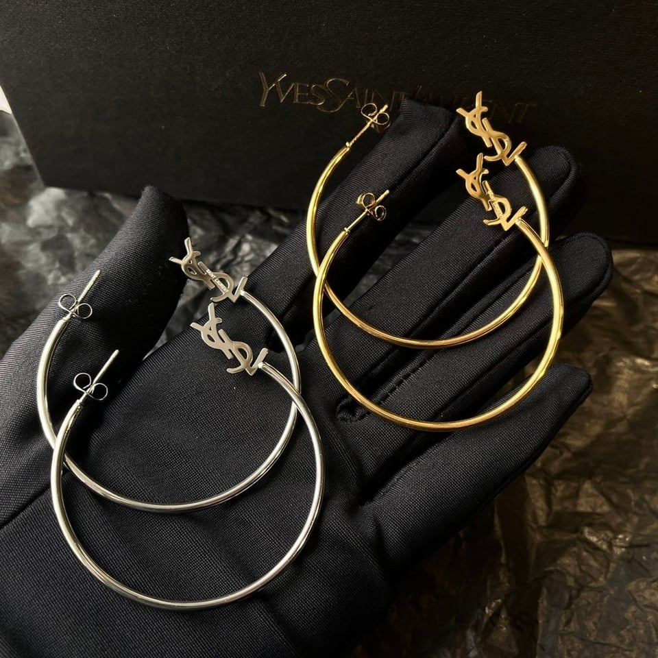 Saint Laurent Ysl Logo Big Round Earrings Gold view 3