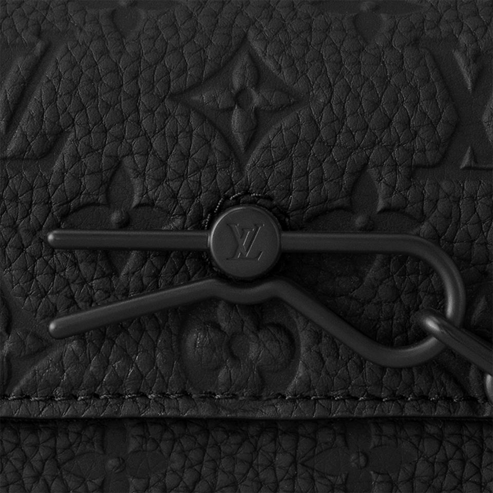 Louis Vuitton Steamer Wearable Wallet M81746 view 4