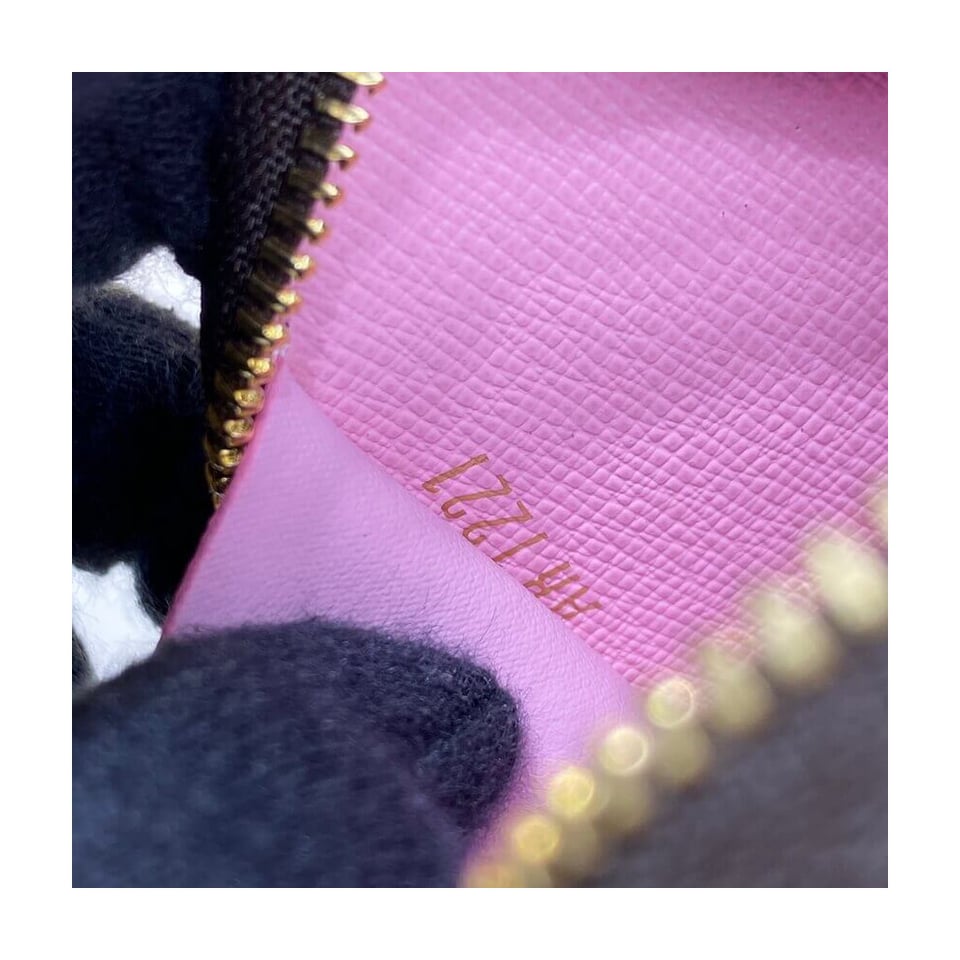 Louis Vuitton Monogram Round Coin Purse view 10