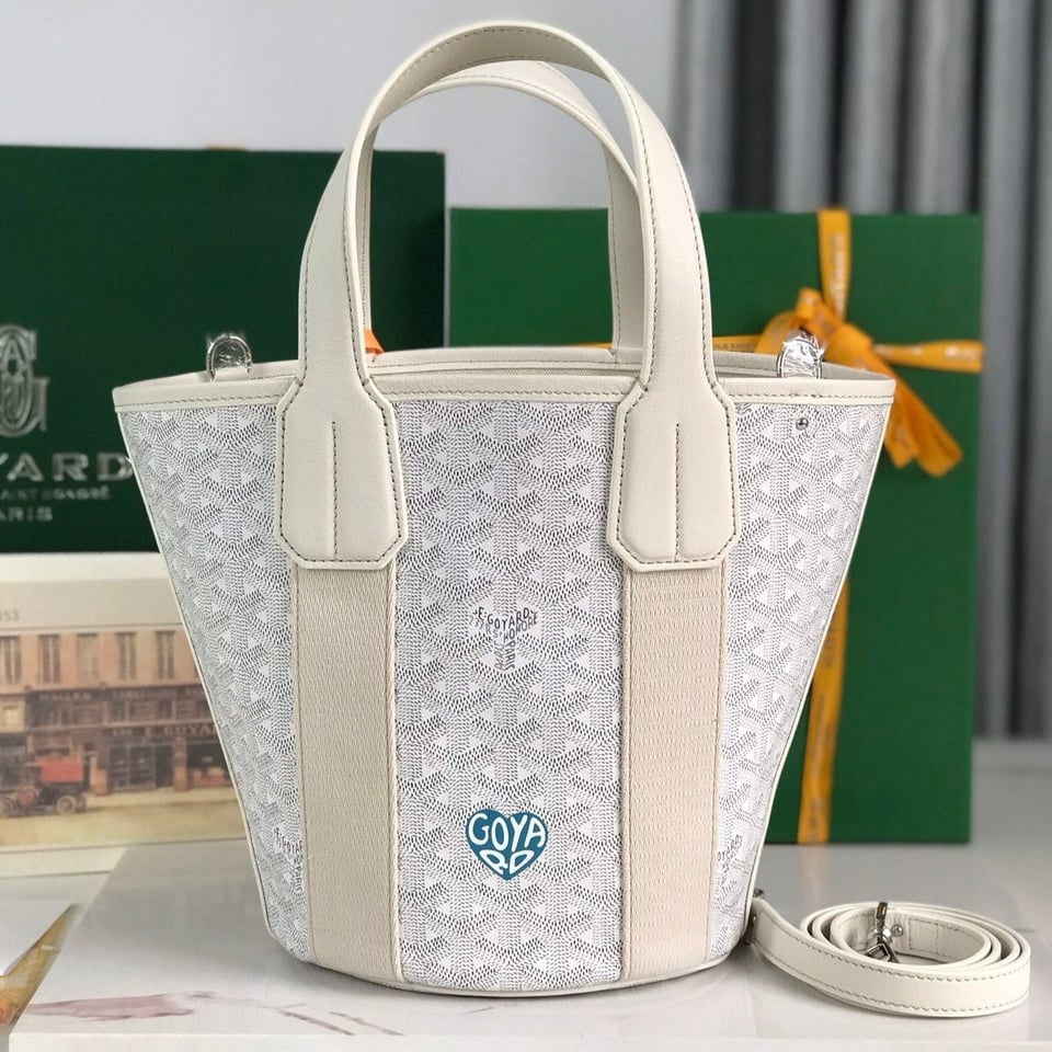 Goyard Small Belharra 24 Cm White Goyardine Canvas And Lambskin view 2