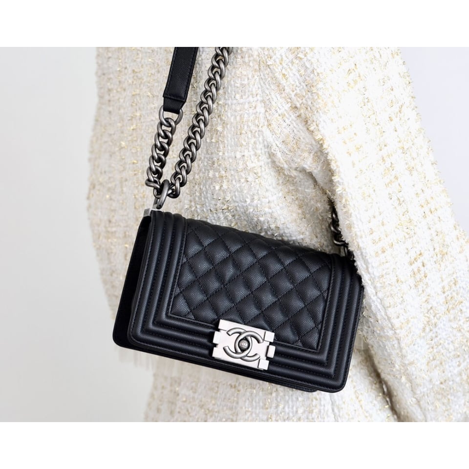 Chanel Le Boy Bag 20cm Black Caviar Leather view 5