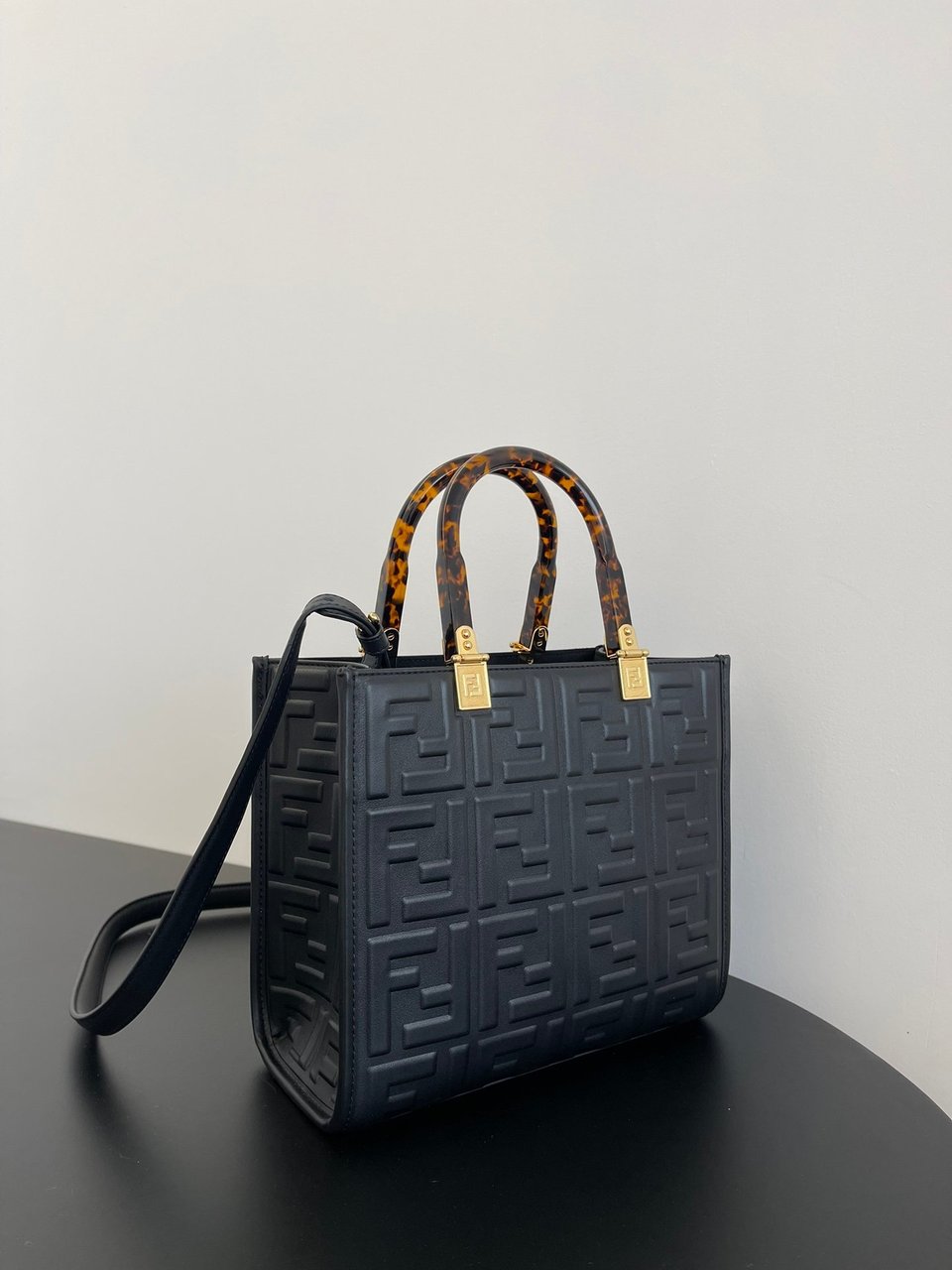Fendi Sunshine Small Black Leather Shopper 25Cm view 5