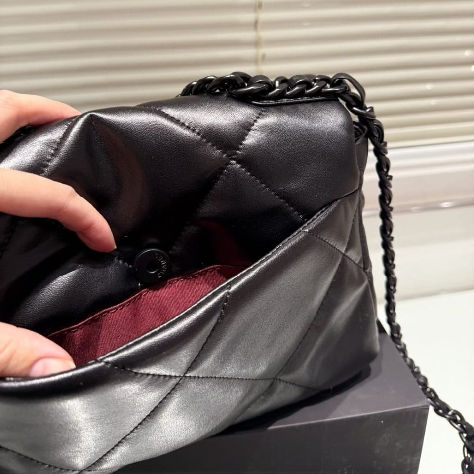 Chanel Cc Flap Bag In Black 26Cm/10.2in view 9