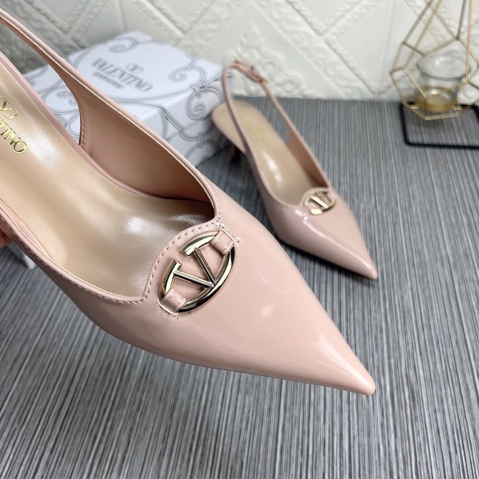 Valentino Vlogo The Bold Edition Slingback Pumps In Patent Leather 60Mm In Beige Rose view 9