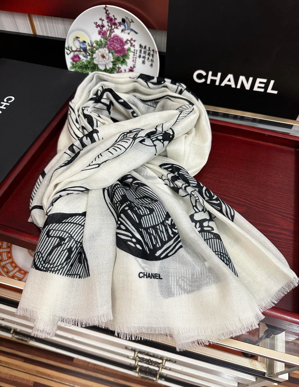 Chanel Silk Shawl Charm Chain Motif White For Women 200cm view 7