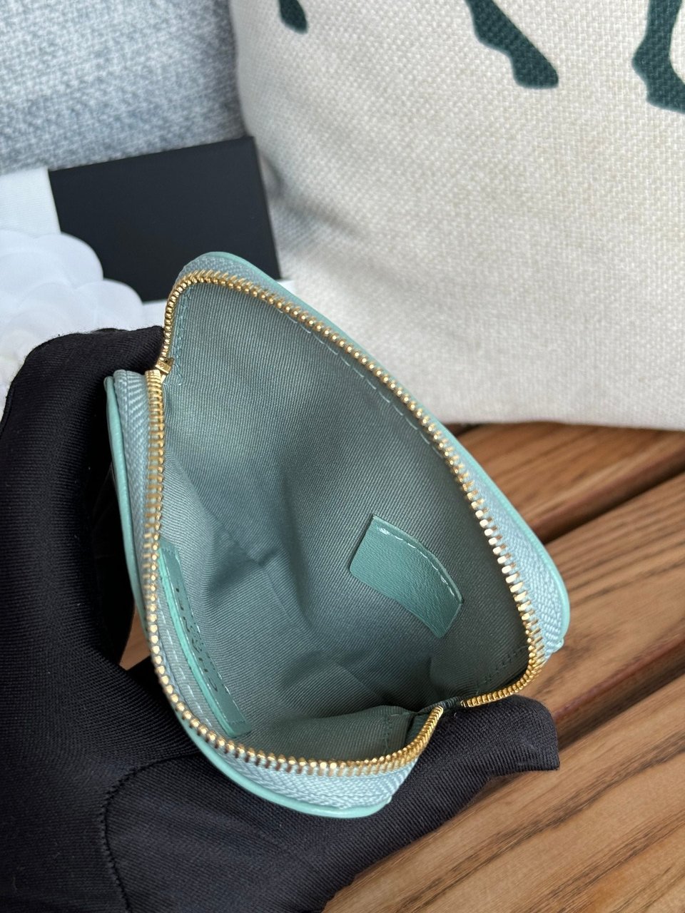 Chanel 19 Zipped Coin Purse 11Cm Turquoise Blue Lambskin Gold Hardware view 3