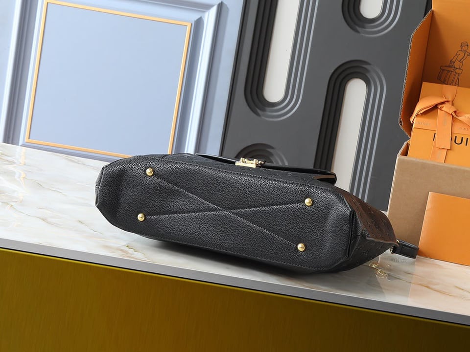 Louis Vuitton Métis Hobo Bag Black 35cm M27189 view 5