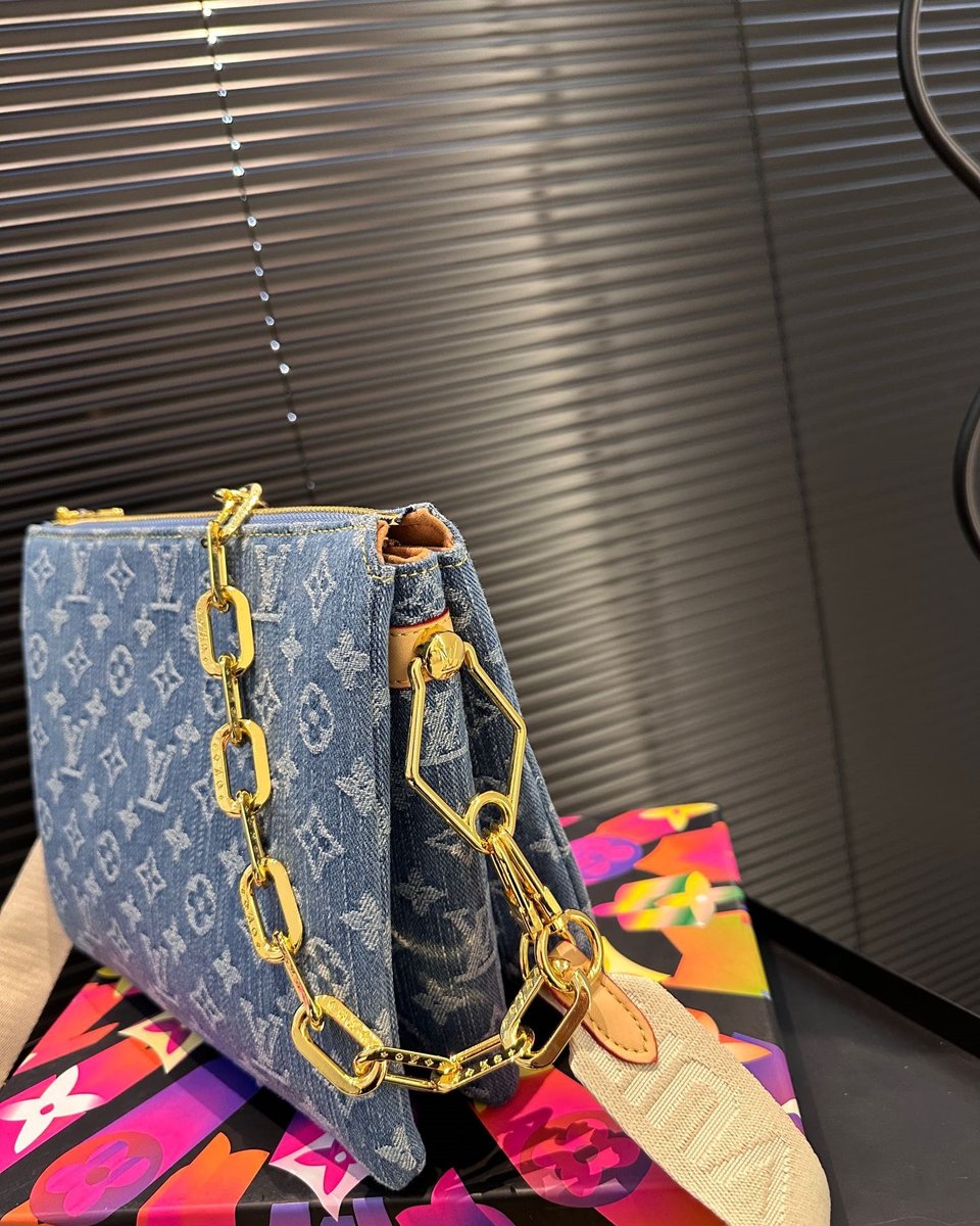 Louis Vuitton Coussin Pm Bag Denim Blue 26Cm M24564 view 5