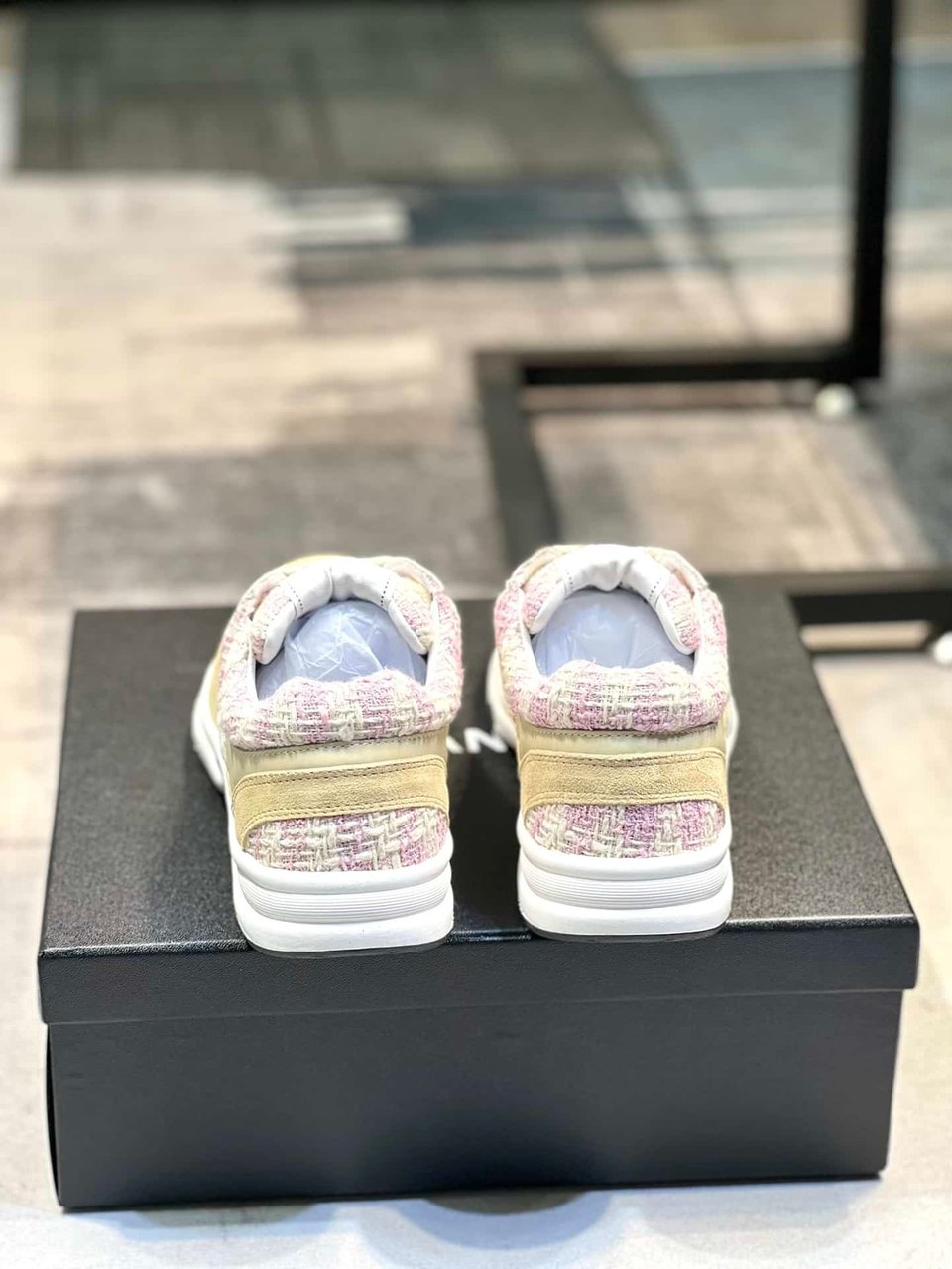 Chanel Coton Tweed Suede Calfskin Sneakers Pink G38299 Y56627 K6020 view 3