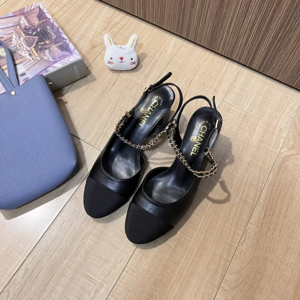Chanel Slingbacks Goatskin &amp;Amp; Grosgrain Black view 3