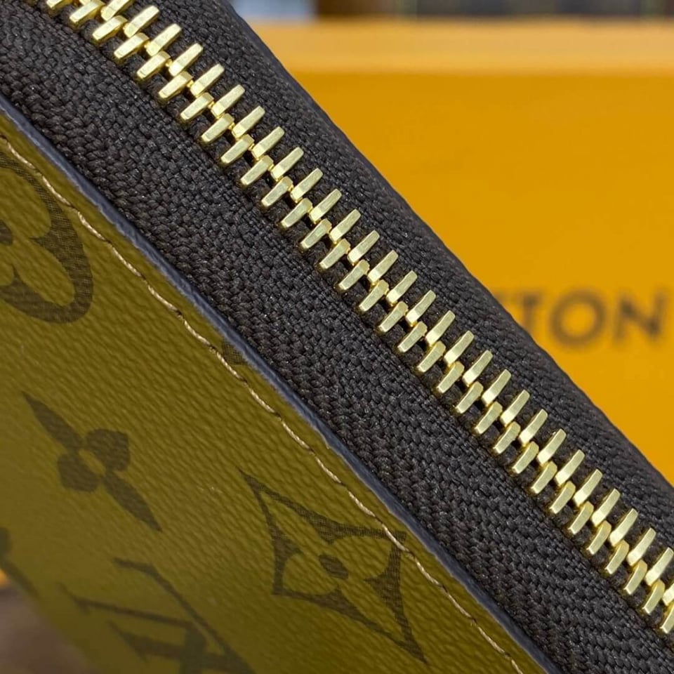 Louis Vuttion Clemence Wallet view 6