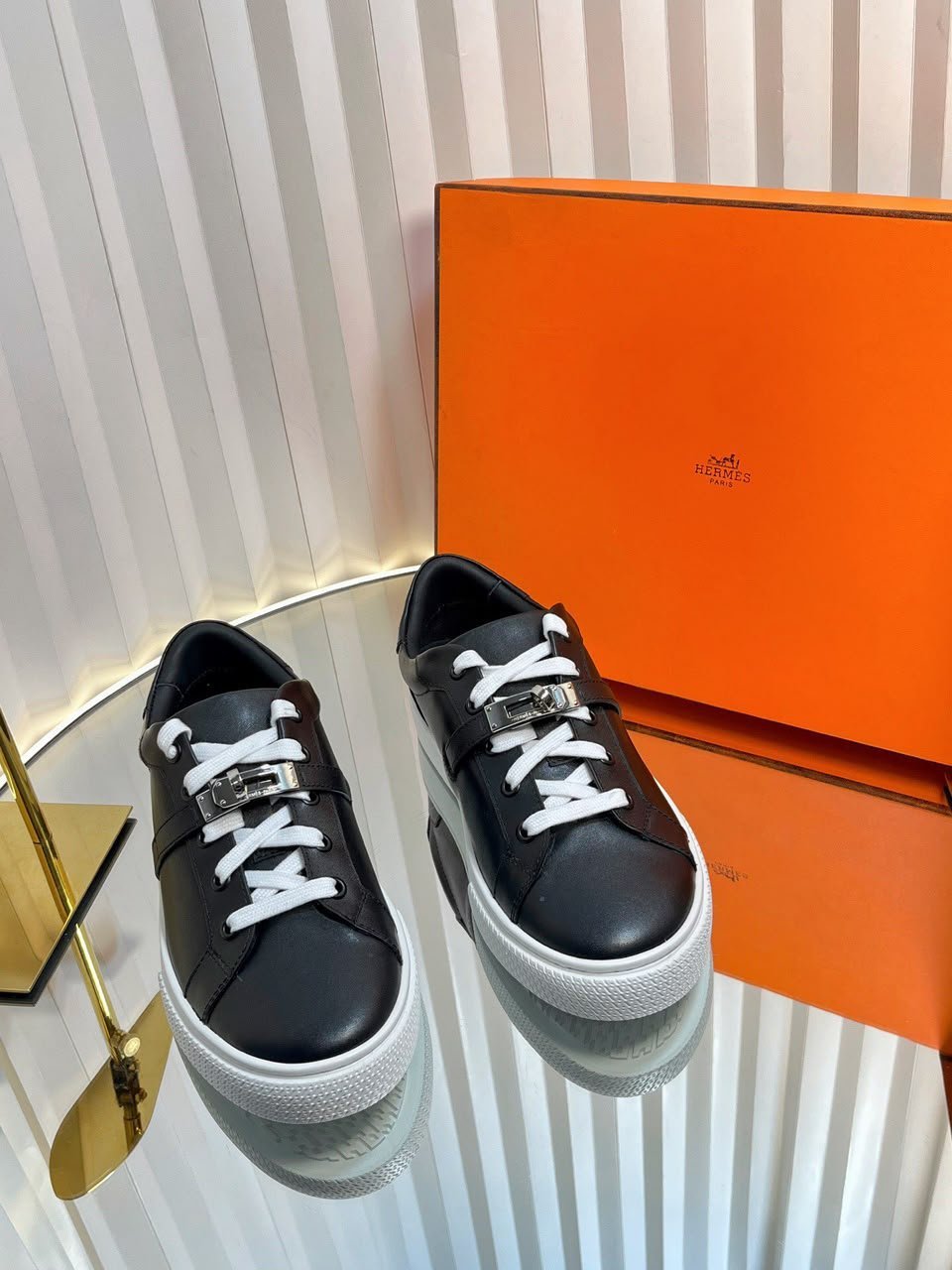 Hermes Sneakers Day Noir Color Calfskin H221197Z view 10