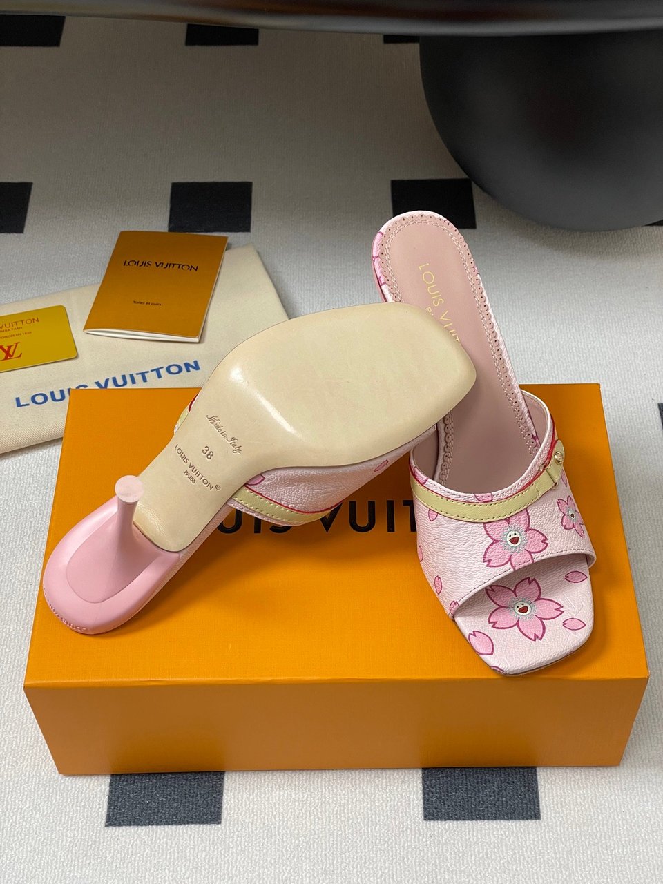 Louis Vuitton x Takashi Murakami Cherry Blossom Mule Pink Monogram Canvas view 5