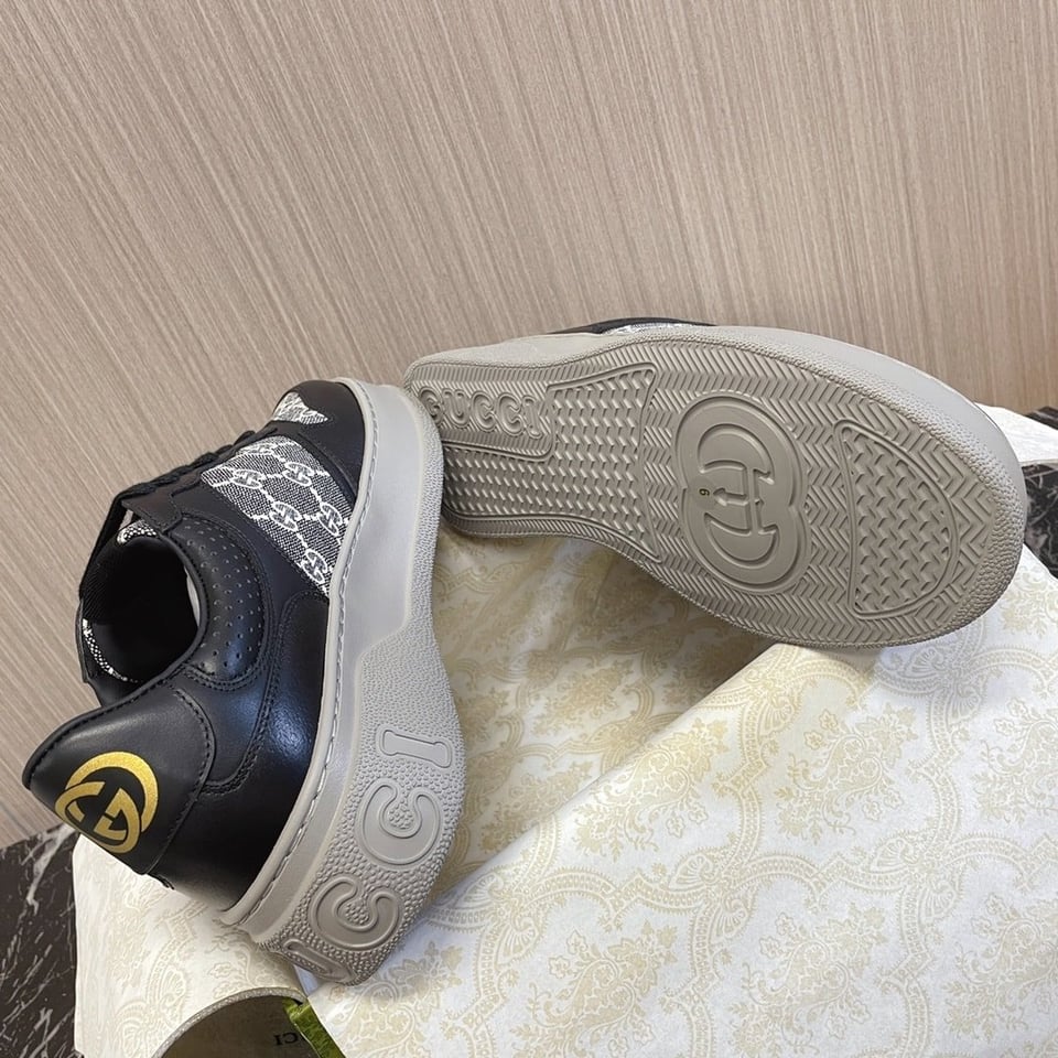 Gucci Men’S Gg Trainer Supreme Canvas Black ?669582 Aacod 1072 view 10