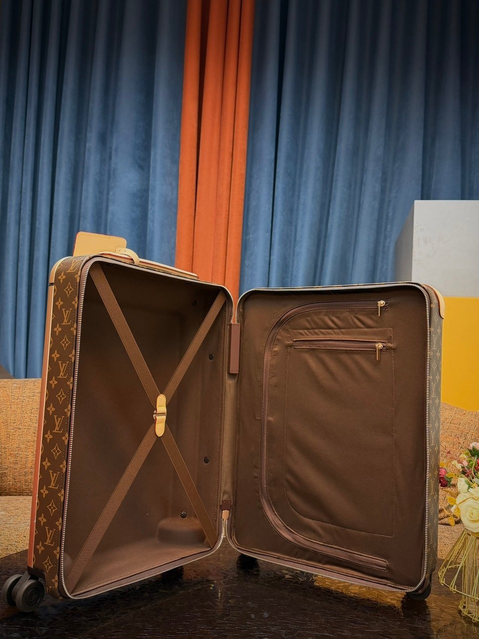 LV Horizon 55 Monogram Brown Beige Trim Carry-On Suitcase 55cm/21.6in view 7