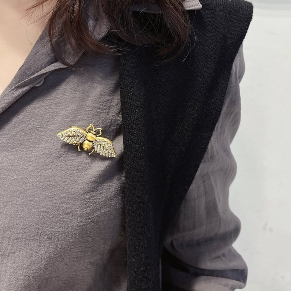 Gucci Gg Small Bee Brooch Gold view 5